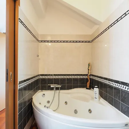 Primopiano - Savona C Apartmán *